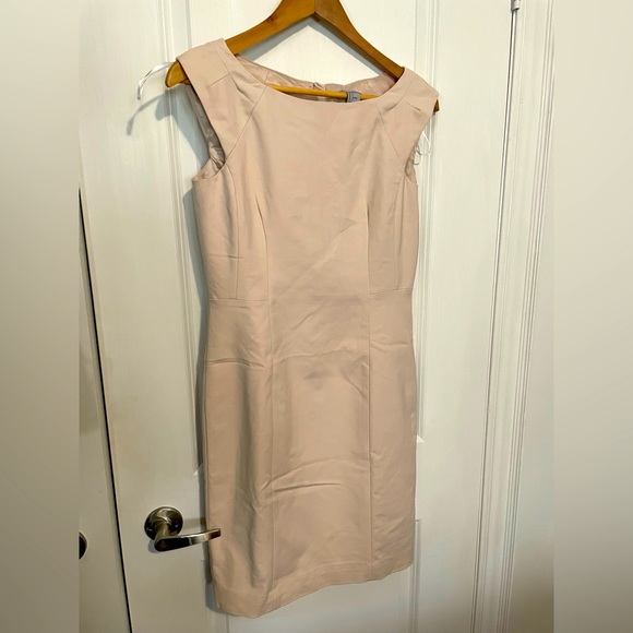 Pencil dress - Picture 1 of 10